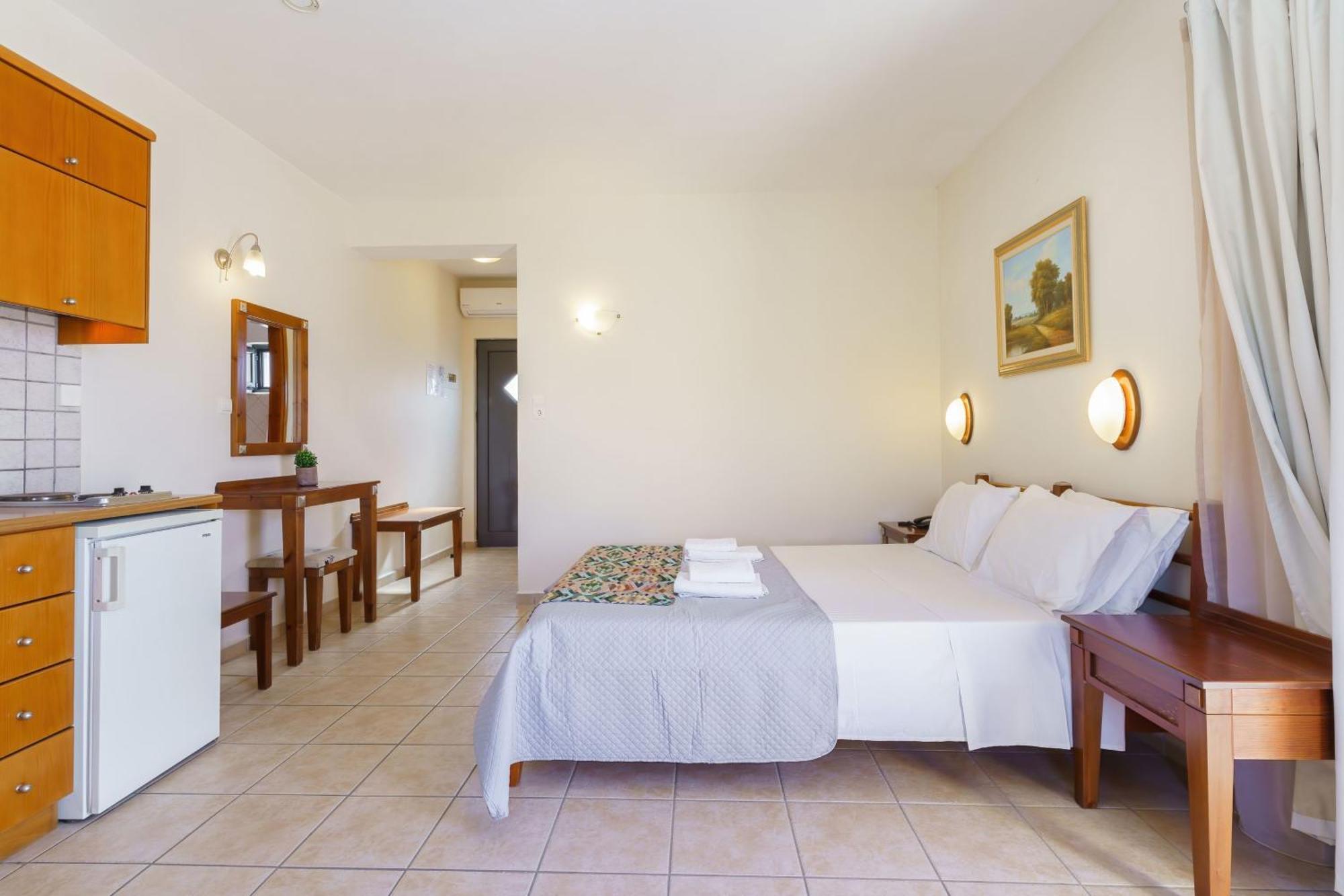 Sunrise Suites&Apartments Kalyves Chambre photo